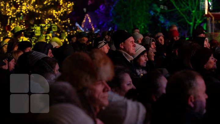 Pavel Filip la închiderea Târgului de Crăciun: Târgul a devenit o frumoasă tradiție, pe care sper să o văd și în anii următori (FOTOREPORT)