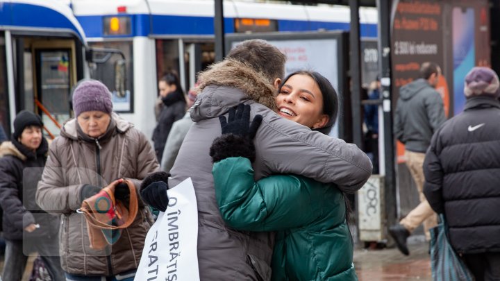 Ziua internaţională a îmbrăţişărilor (FOTOREPORT)