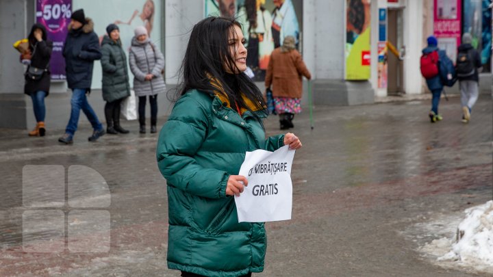 Ziua internaţională a îmbrăţişărilor (FOTOREPORT)