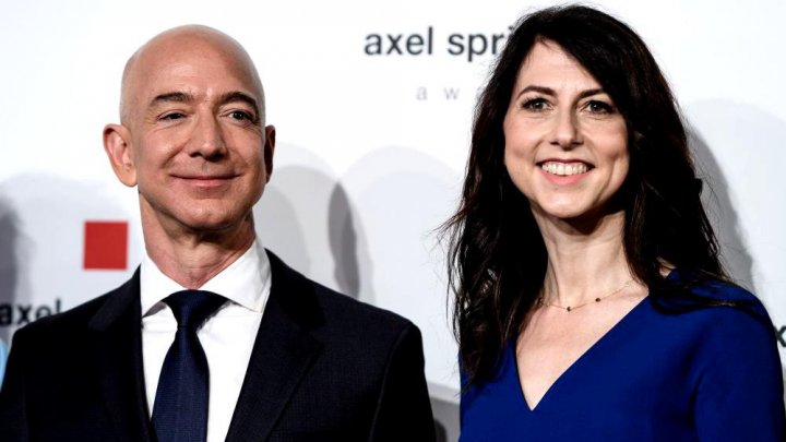 Jeff Bezos, a rămas cu 75% din companie, după divorţul de MacKenzie Bezos