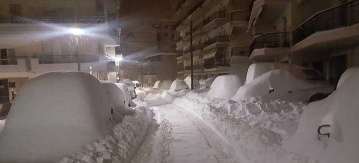 URGIE ALBĂ în Germania şi Austria: 14 oameni au murit, iar numeroase localităţi sunt izolate de lume (FOTO)