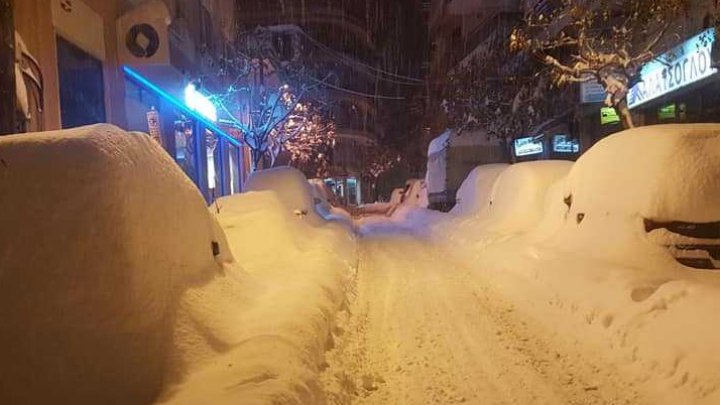 URGIE ALBĂ în Germania şi Austria: 14 oameni au murit, iar numeroase localităţi sunt izolate de lume (FOTO)