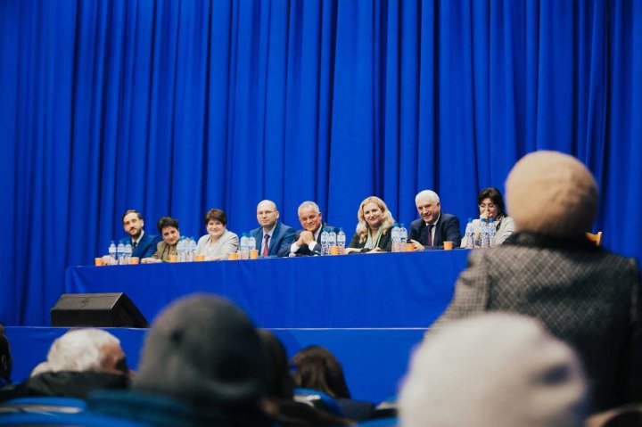 Caravana PDM, condusă de Vlad Plahotniuc, a ajuns la Nisporeni. Oamenii au apreciat faptele guvernării democrate (FOTO)