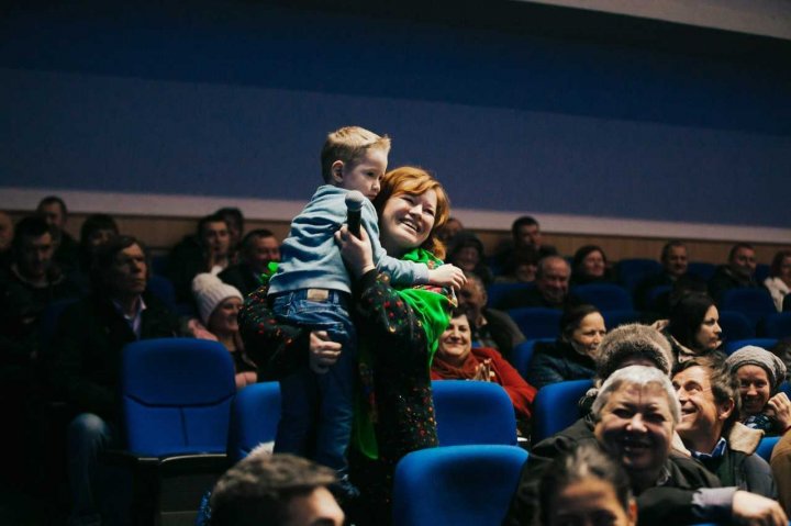 Caravana PDM, condusă de Vlad Plahotniuc, a ajuns la Nisporeni. Oamenii au apreciat faptele guvernării democrate (FOTO)