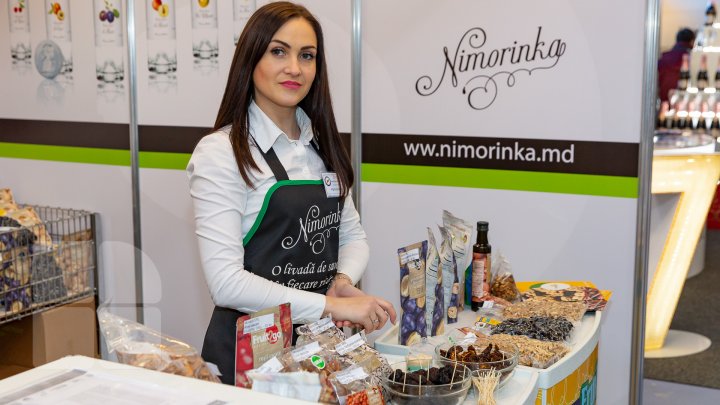 O nouă ediţie a expoziţiei naţionale Fabricat în Moldova: Producătorii din întreaga ţară au venit cu tot ce au mai bun (FOTOREPORT)