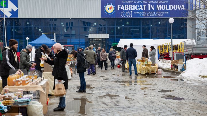 O nouă ediţie a expoziţiei naţionale Fabricat în Moldova: Producătorii din întreaga ţară au venit cu tot ce au mai bun (FOTOREPORT)