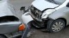 Accident pe strada Mihai Eminescu din Capitală. Două mașini s-au ciocnit frontal (FOTO)