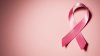 Flash mob împotriva cancerului: Zilnic trei femei din ţară sunt diagnosticate cu cancer mamar