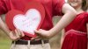 Bijuterii şi inimioare: În Capitală a fost organizat un iarmaroc dedicat Zilei Îndrăgostiţilor