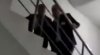 Plimbare într-un mall cu final tragic: Unei fete i-au fracturat coloana vertebrală în timp ce ”O EVACUAU” din magazin (VIDEO care va poate afecta emoțional)