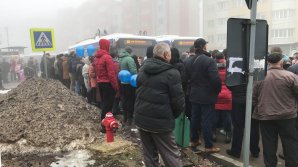 VESTE BUNĂ pentru locuitorii din Durleşti. Troleibuzul 35 este de astăzi pe linie