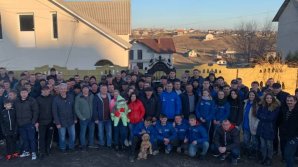 Caravana PDM, în suburbiile Capitalei. Constantin Ţuţu s-a angajat să învestească și să lucreze cot la cot cu localnicii