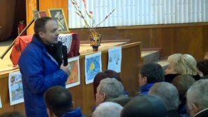 Răspunsul lui Candu pentru o activistă PLDM, dată afară de la școală (VIDEO)