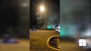 INCENDIU în sectorul Botanica al Capitalei. Două mașini au luat foc noaptea trecută (VIDEO)