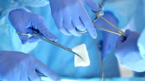 Trei fraţi şi-au EXTIRPAT STOMACUL pentru a nu face aceeași boală care le-a ucis mama și sora  