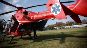 Doi bebeluşi din Kiev, TRANSPORTAŢI DE URGENŢĂ cu un elicopter SMURD la Institutul Mamei şi Copilului