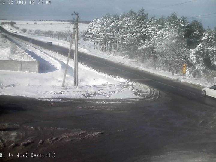 DRUMURILE DE GHEAȚĂ au împânzit țara. Cum se circulă pe drumurile naționale (FOTO)