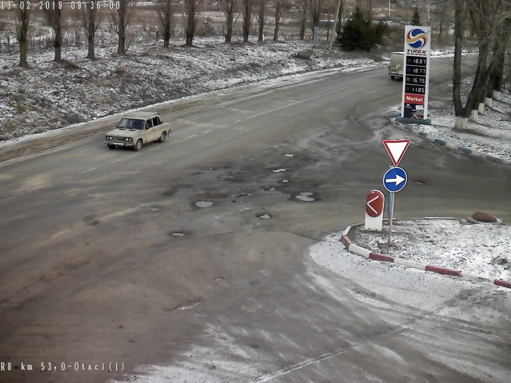 DRUMURILE DE GHEAȚĂ au împânzit țara. Cum se circulă pe drumurile naționale (FOTO)