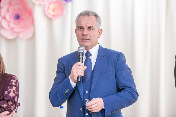 Fapte bune la Nisporeni. Vlad Plahotniuc a vizitat grădinița renovată "Povestea" 