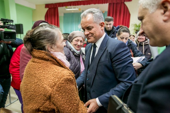 Planuri pentru Nisporeni. Vlad Plahotniuc a discutat cu oamenii despre așteptările lor 