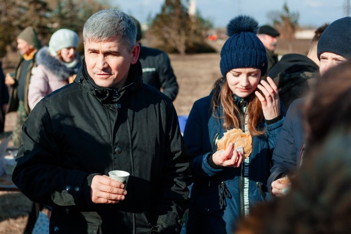 PARC SALUBRIZAT LA ANENII NOI: Acţiunea a avut loc la iniţiativa lui Alexandru Jizdan