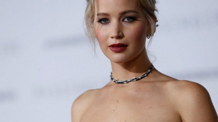 Jennifer Lawrence s-a logodit cu directorul unei galerii de artă din New York