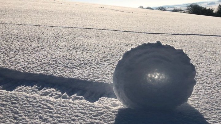 Natura face OAMENI DE ZĂPADĂ. Vezi fenomenul rar întâlnit (FOTO)