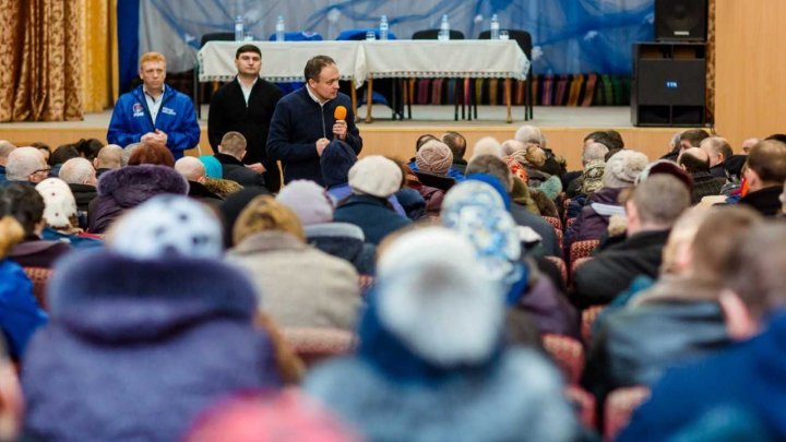 Caravana PDM, la Ialoveni: 10.000 de kilometri de drumuri vor fi asfaltați în următorii 4 ani (VIDEO)