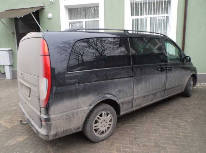 Lenjeria bună NU TREBUIE să se vadă. Două moldovence, acuzate de contrabandă "delicată" (FOTO)