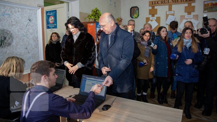 Pavel Filip a votat: Pentru echipa PDM, cea care a demonstrat prin fapte că poate guverna o ţară (VIDEO / FOTO)