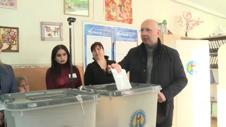 Pavel Filip a votat: Pentru echipa PDM, cea care a demonstrat prin fapte că poate guverna o ţară (VIDEO / FOTO)