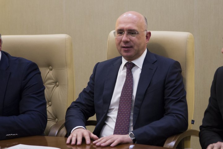 Moldova și Ungaria sunt interesate să dezvolte proiecte economice comune. Discuţiile pe care le-a avut Pavel Filip cu Péter Szijjártó 