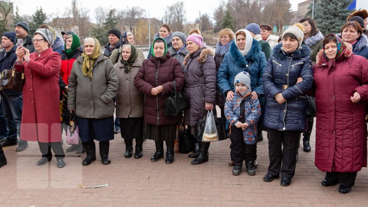 Chef de zile mari la Taraclia. Comunitatea bulgarilor a sărbătorit ziua Sfântului Trifon (FOTOREPORT)