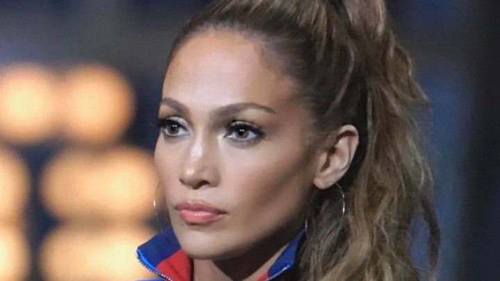 Cum arată sosia lui Jennifer Lopez: Este mamă şi îşi creşte copiii singură (FOTO)