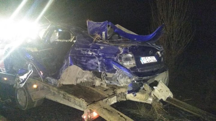 ACCIDENT GRAV în apropiere de Cojuşna: O maşină făcută praf (FOTO)