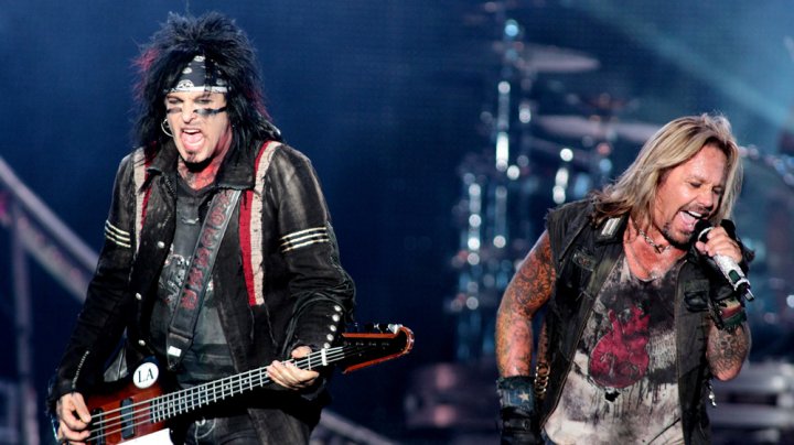 Netflix pregătește un film biografic despre legendara trupă MOTLEY CRUE