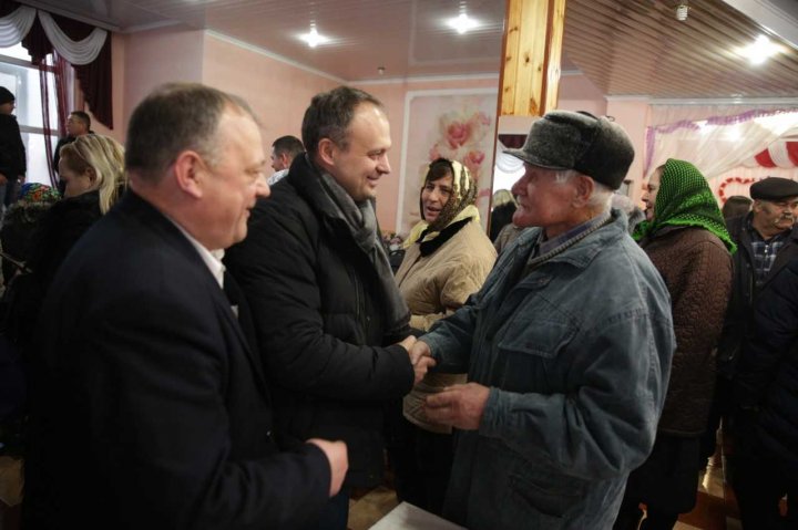 Caravana PDM a ajuns în Drochia și Glodeni: Partidul Democrat va continua programele pentru susținerea afacerilor