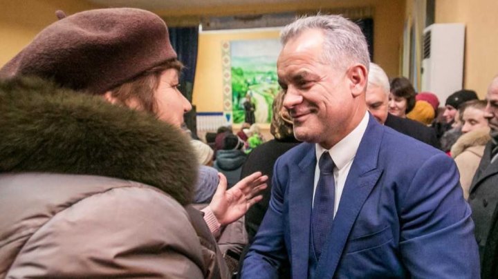 Vlad Plahotniuc alături de oamenii din Grozeşti: Chiar dacă multe proiecte s-au realizat aici, mereu însă e loc de MAI BINE