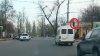 Semnalul ROŞU pentru "PORNEŞTE". Şoferul unui microbuz din Capitală NU RESPECTĂ regulile de circulaţie (VIDEO)