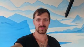 Bucurie mare pentru micii pacienţi: Pereţii unui spital din Capitală, acoperiţi cu desene de către pictorul Alexei Gurschii