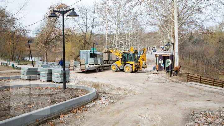 Parcul Valea Trandafirilor va fi modernizat. Lucrările de renovare sunt în toi (FOTOREPORT)