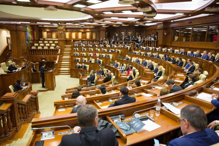 Şedinţa noului Parlament, deschisă (VIDEO INTEGRAL)