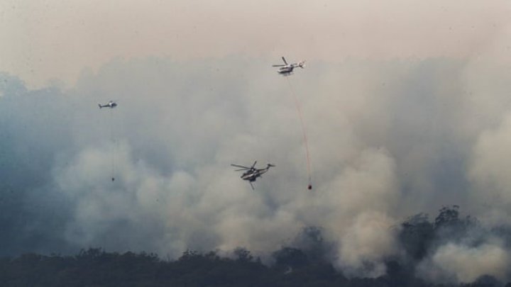 INCENDIU INFERNAL în Australia. Peste DOUĂ MII de pompieri s-au luptat cu flăcările devastatoare (VIDEO)