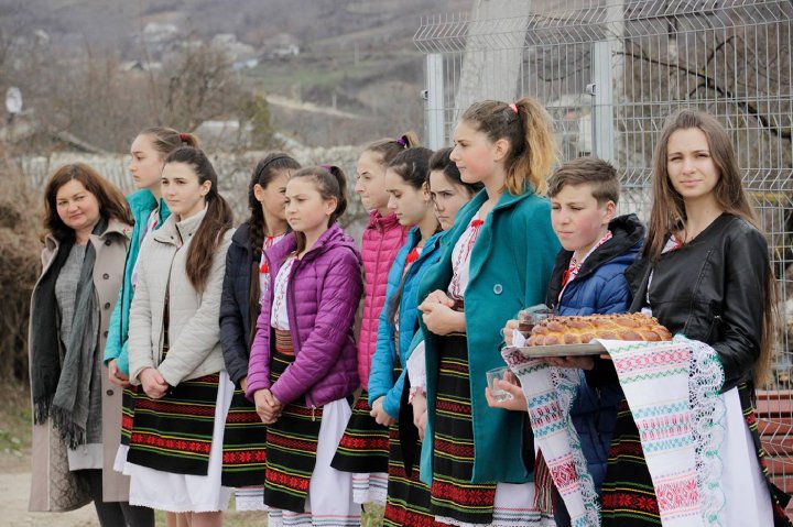 VESTE BUNĂ! În satul Codreanca, raionul Străşeni, a fost deschis un oficiu poştal nou (FOTO)