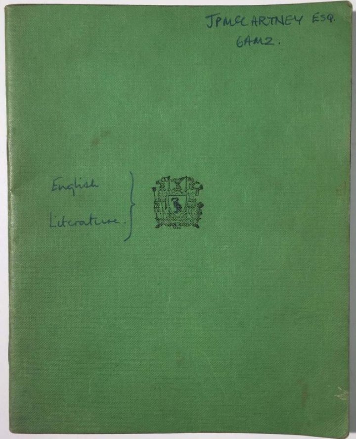 Un caiet care i-a aparţinut lui Paul McCartney în adolescenţă, scos la licitaţie (FOTO)