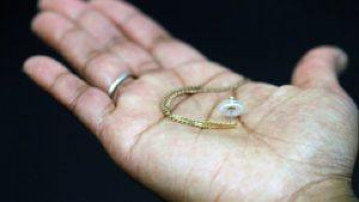 Bijuterii CONTRACEPTIVE. Accesoriul indispensabil al unei femei care vrea să prevină sarcinile NEDORITE (FOTO)