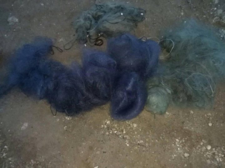 BRACONAJ la lacul Costești – Stânca. Poliţiştii de frontieră au confiscat circa patru kilograme de peşte