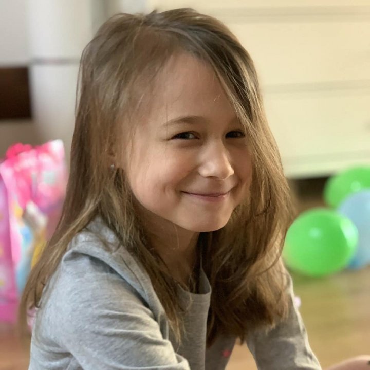 SĂRBĂTOARE în familia lui Andrian Candu. MESAJUL preşedintelui Parlamentului pentru fetiţa sa Vera (FOTO)