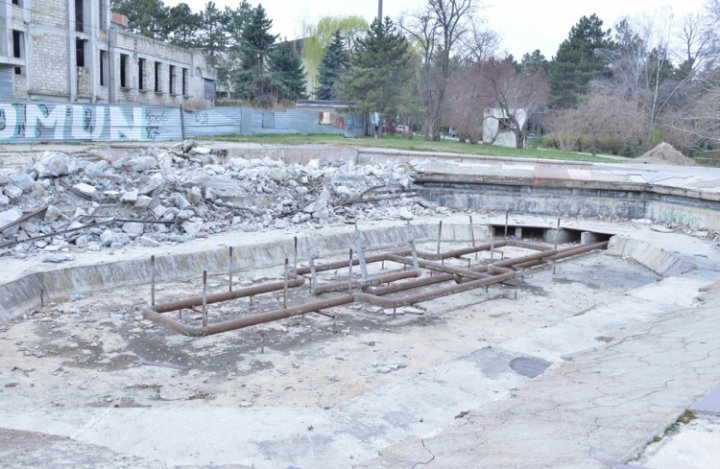 IMPRESIONANT! Cum va arăta havuzul din Parcul Valea Trandafirilor, după ce va fi renovat (FOTO)