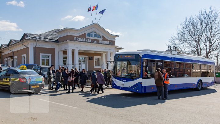 Veste bună pentru locuitorii din Bubuieci. Aceștia vor putea merge până acasă cu troleibuzul (FOTOREPORT)